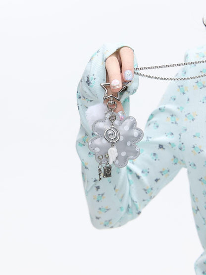 BETWEENAND Silver Four Leaf Clover Vintage Leather Women&