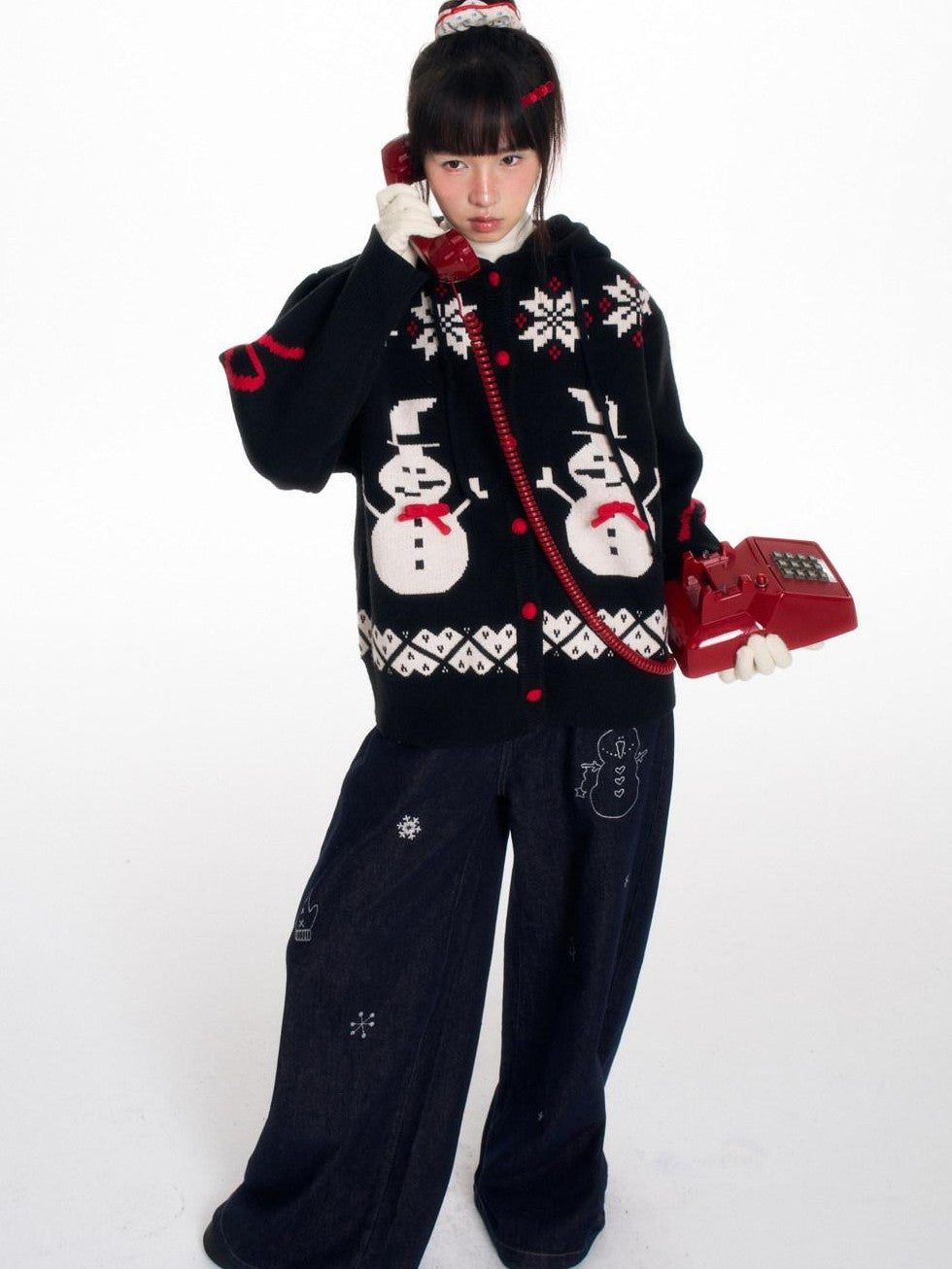 BETWEENAND Snowman Bow Jacquard Embroidered Hooded Women&