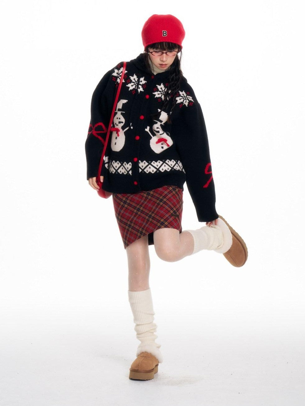 BETWEENAND Snowman Bow Jacquard Embroidered Hooded Women&