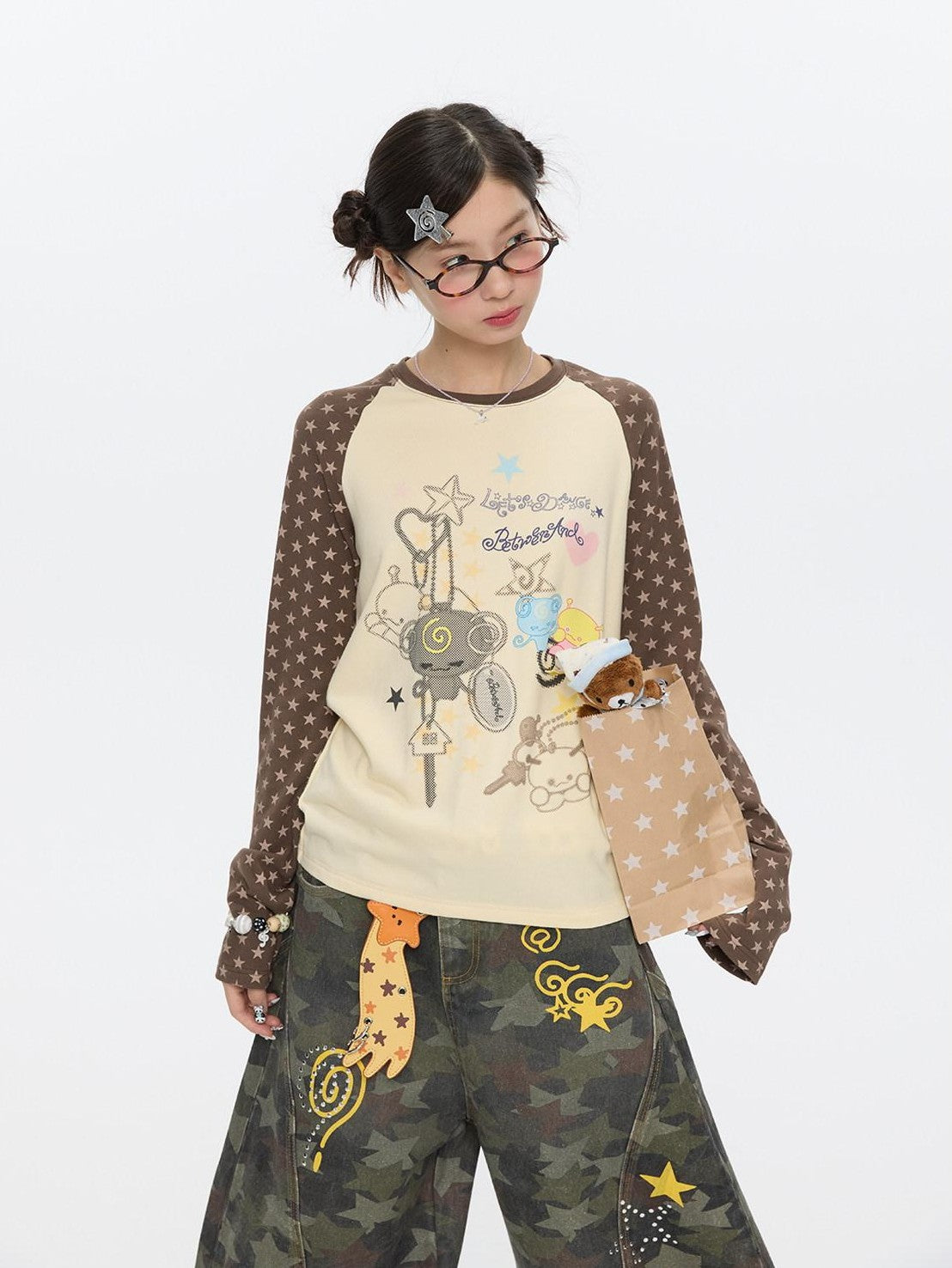BETWEENAND Star Colorblock Raglan Print Women&