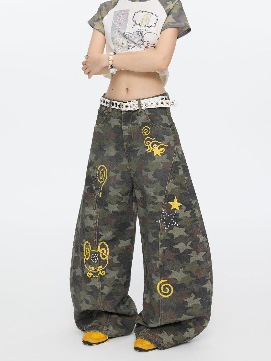 BETWEENAND Star Hotfix Rhinestone Camouflage Curved Blade Loose Women&