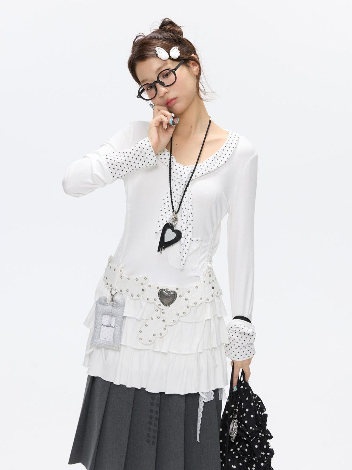 BETWEENAND Star Polka Tie Neck Spliced Ruffle Pleated Women&
