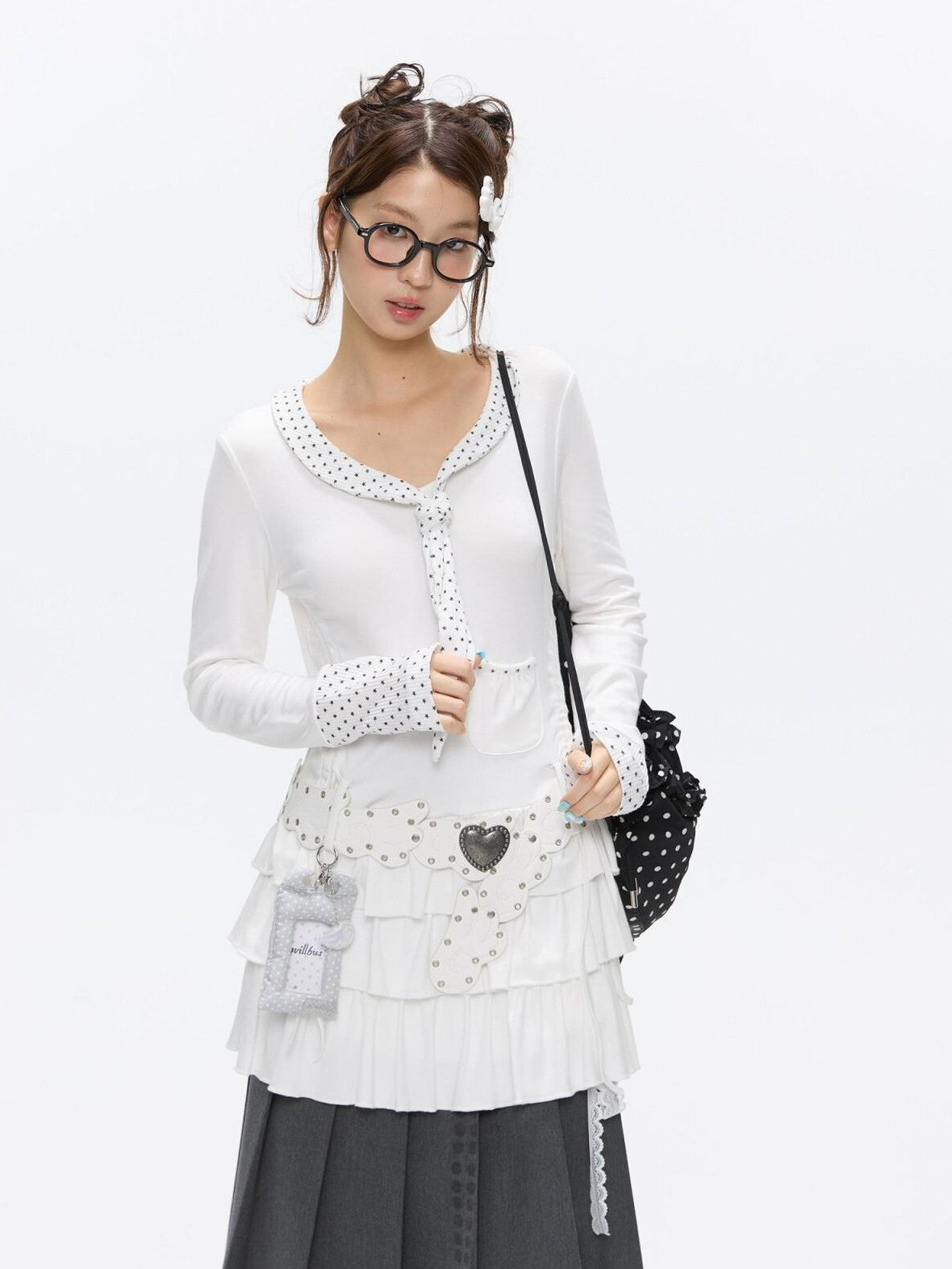BETWEENAND Star Polka Tie Neck Spliced Ruffle Pleated Women&