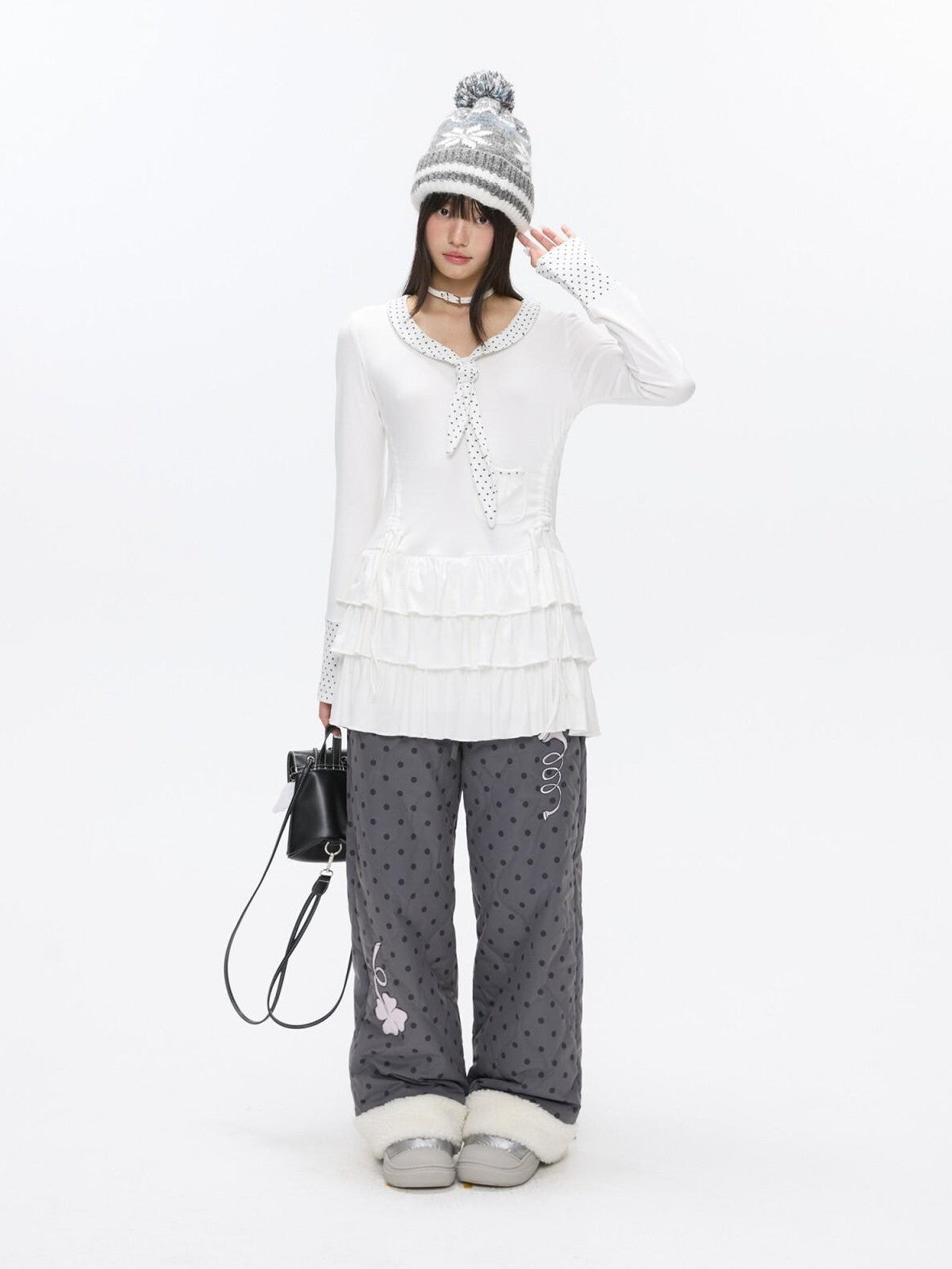 BETWEENAND Star Polka Tie Neck Spliced Ruffle Pleated Women&