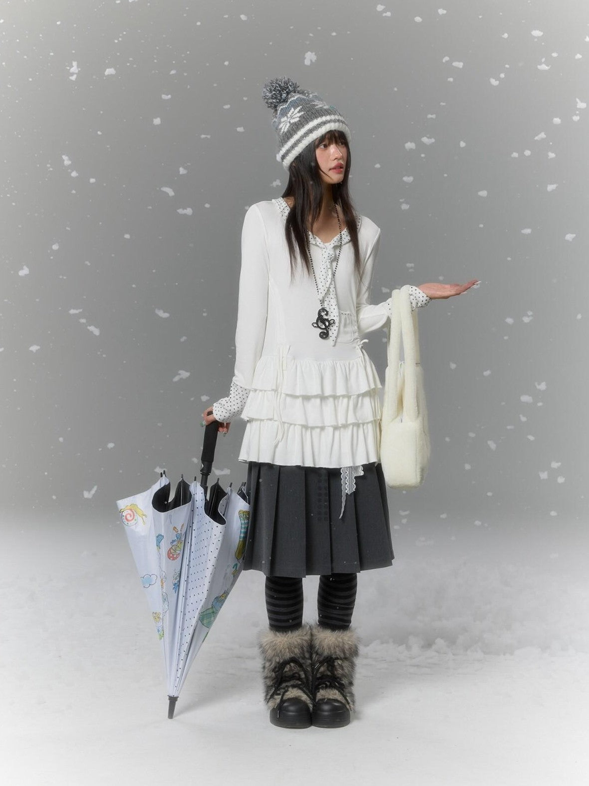 BETWEENAND Star Polka Tie Neck Spliced Ruffle Pleated Women&
