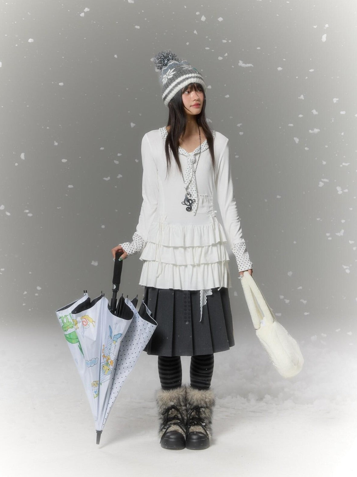 BETWEENAND Star Polka Tie Neck Spliced Ruffle Pleated Women&