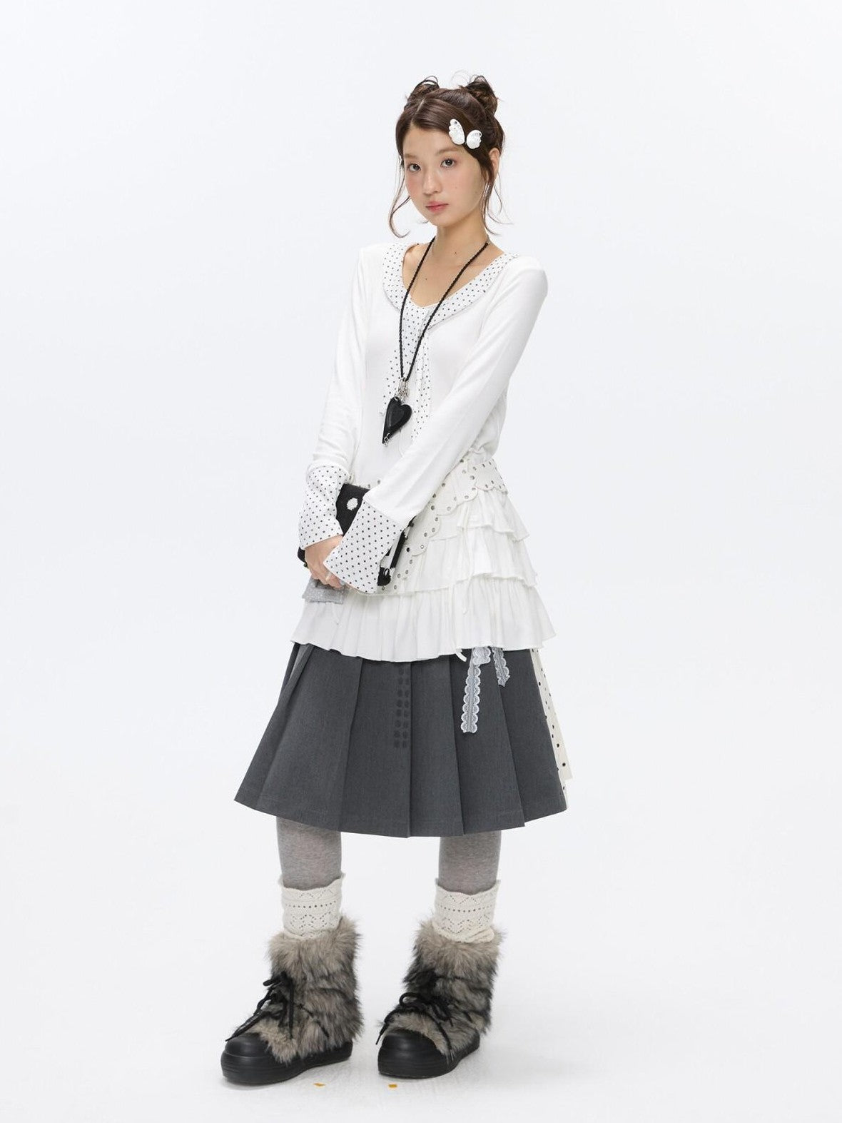 BETWEENAND Star Polka Tie Neck Spliced Ruffle Pleated Women&