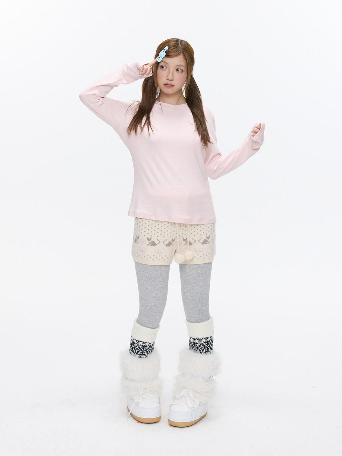 BETWEENAND Striped Printed Round Neck Women&