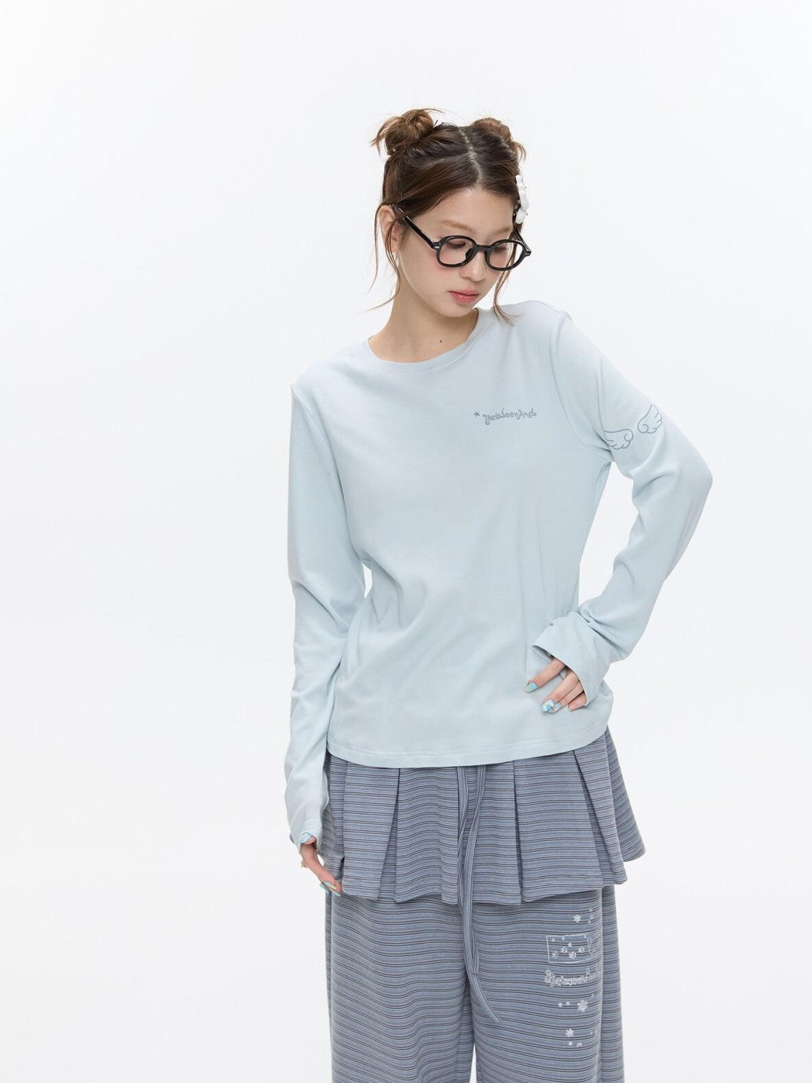 BETWEENAND Striped Printed Round Neck Women&