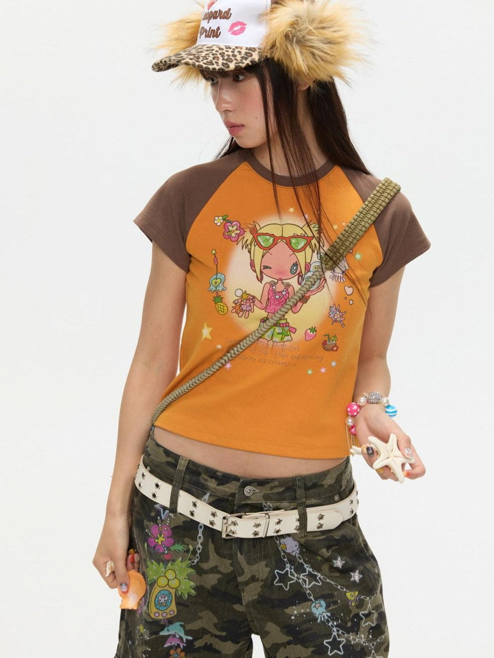 BETWEENAND Two Tone Colorblock Raglan Short Sleeve Print Women&