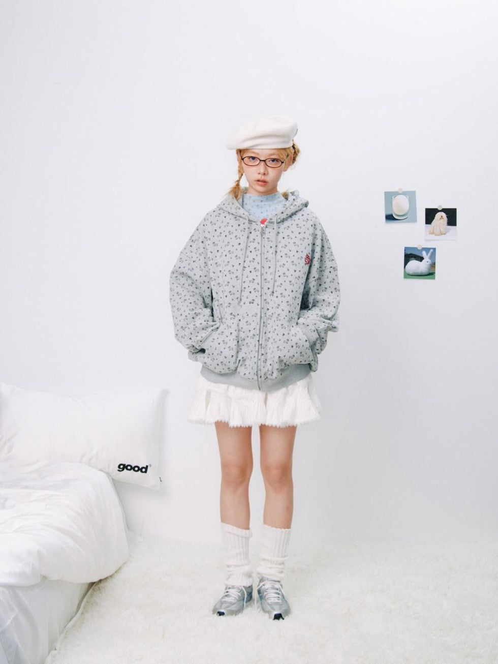 BETWEENAND Two Tone Dachshund Print Embroidered Hooded Short Women&