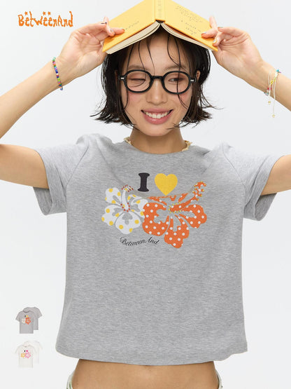 BETWEENAND Two Tone Floral Print Crewneck Short Sleeve Women&