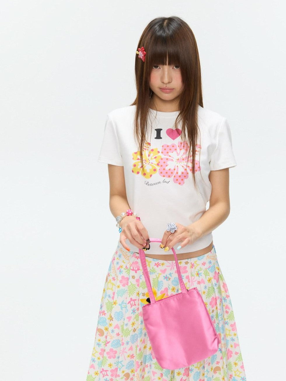 BETWEENAND Two Tone Floral Print Crewneck Short Sleeve Women&