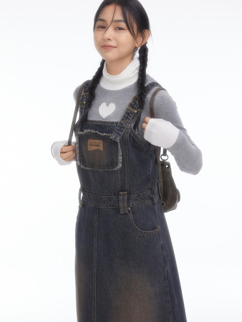 BETWEENAND Vintage Collegiate High Waist Denim Pinafore Women&