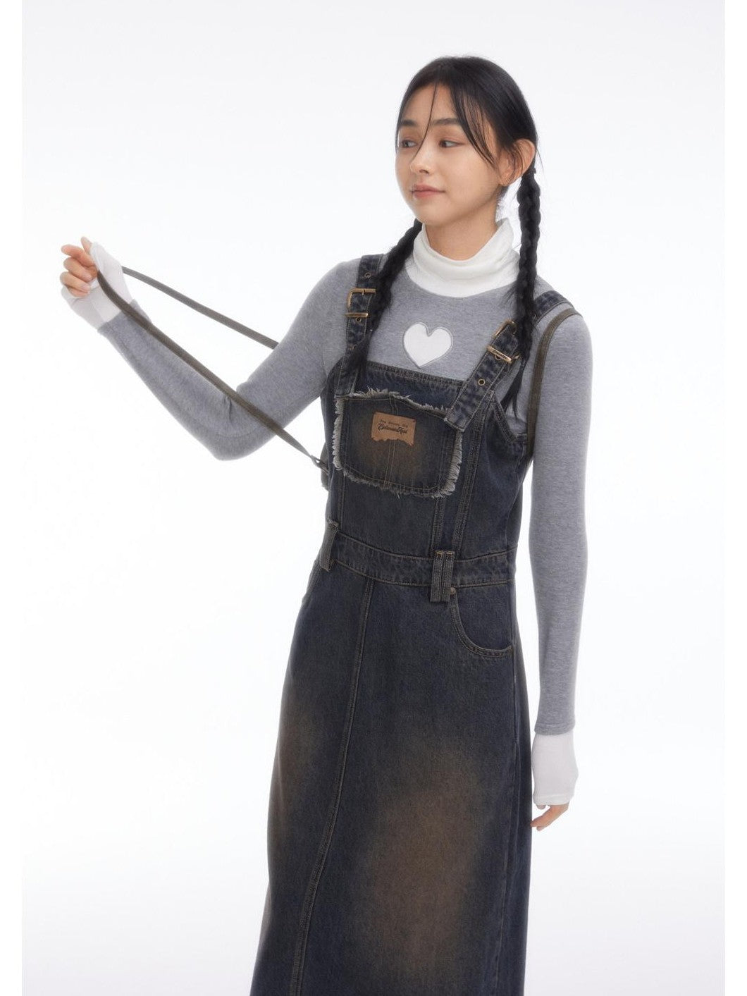 BETWEENAND Vintage Collegiate High Waist Denim Pinafore Women&