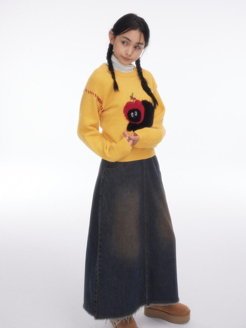 BETWEENAND Vintage Collegiate High Waist Denim Pinafore Women&