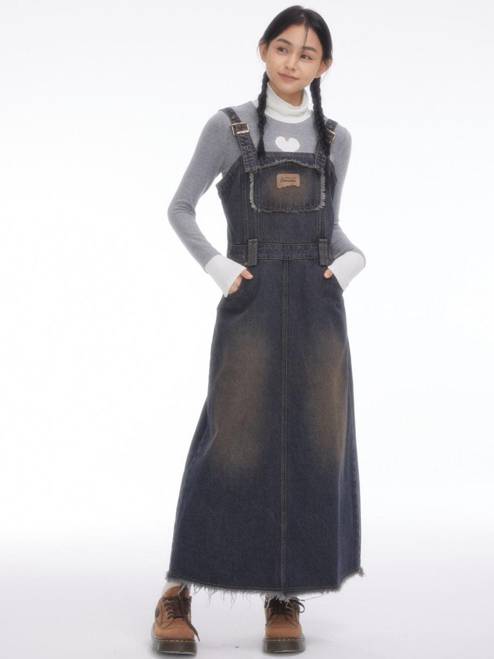BETWEENAND Vintage Collegiate High Waist Denim Pinafore Women&