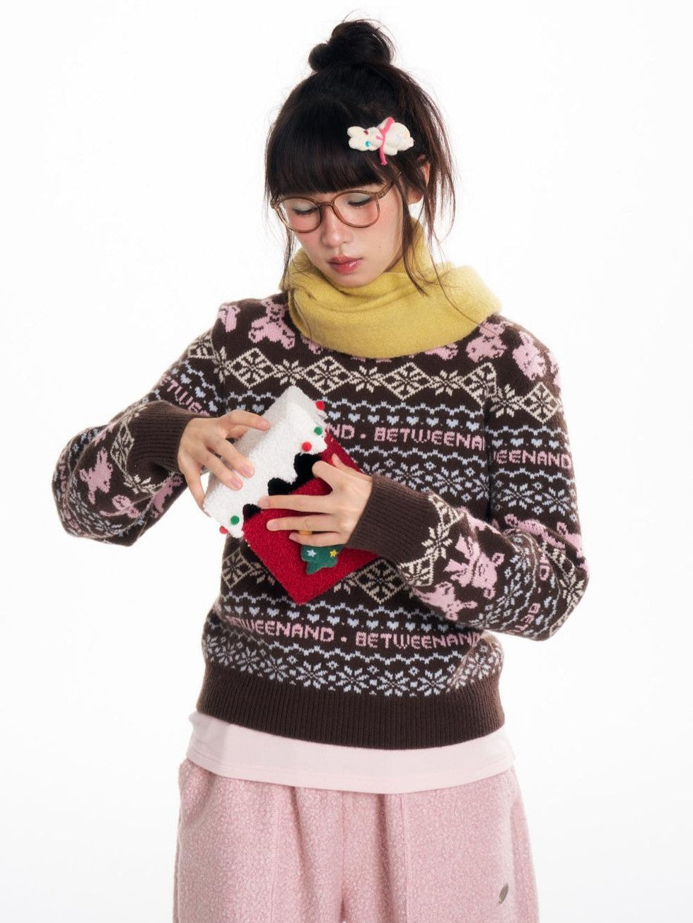 BETWEENAND Vintage Two Tone Nordic Chunky Knit Women&