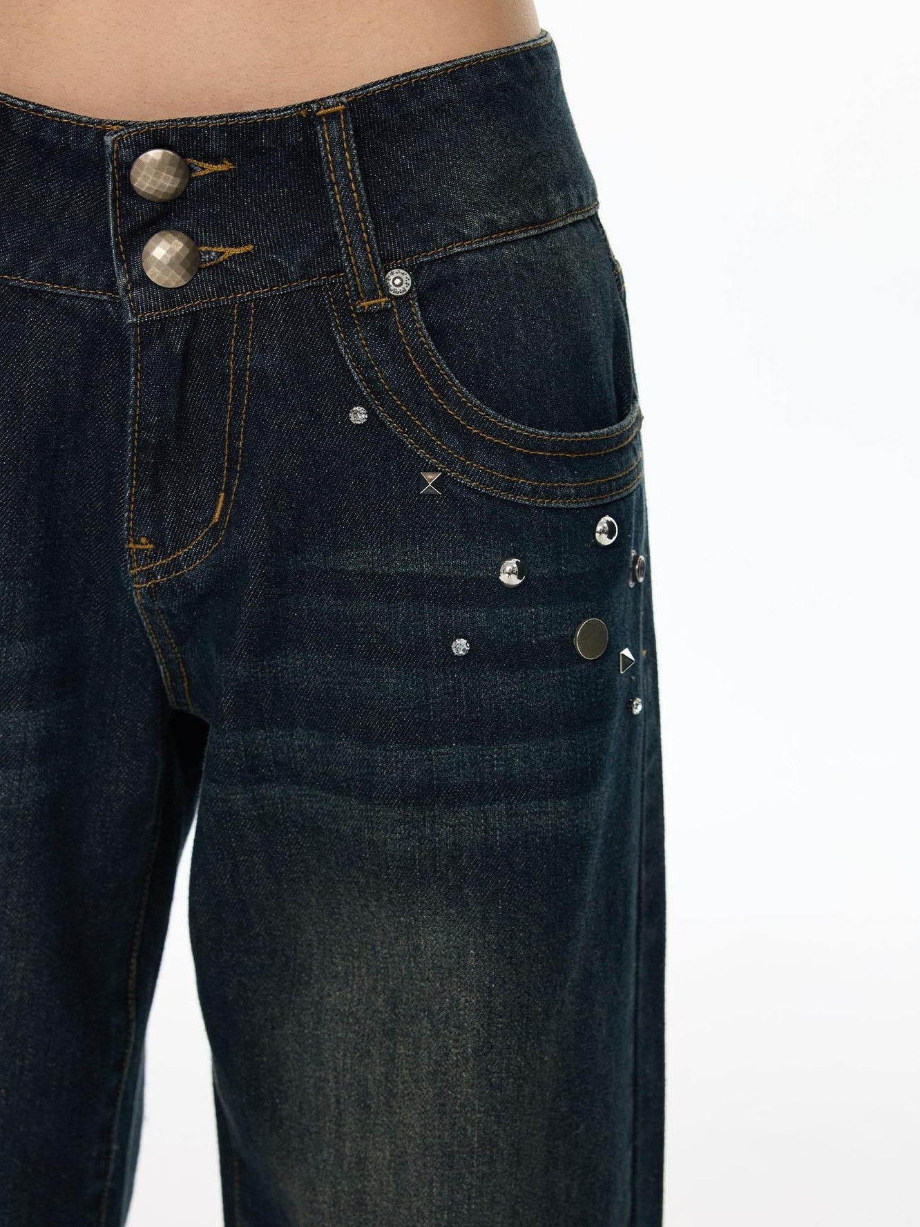 BETWEENAND Vintage Washed Whisker Slimming Casual Women&