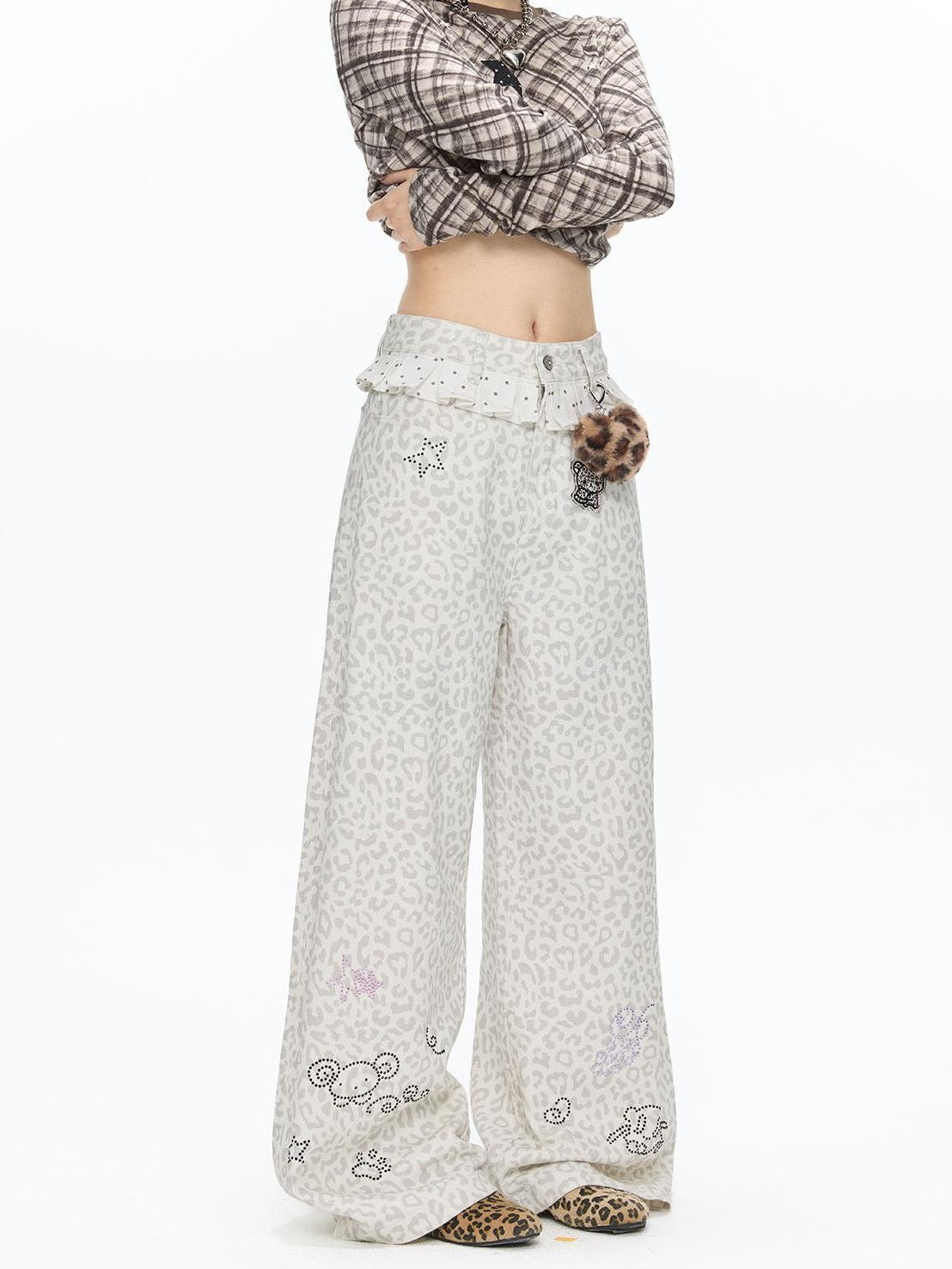 BETWEENAND White Leopard Print Rhinestone Lace High Waist Women&