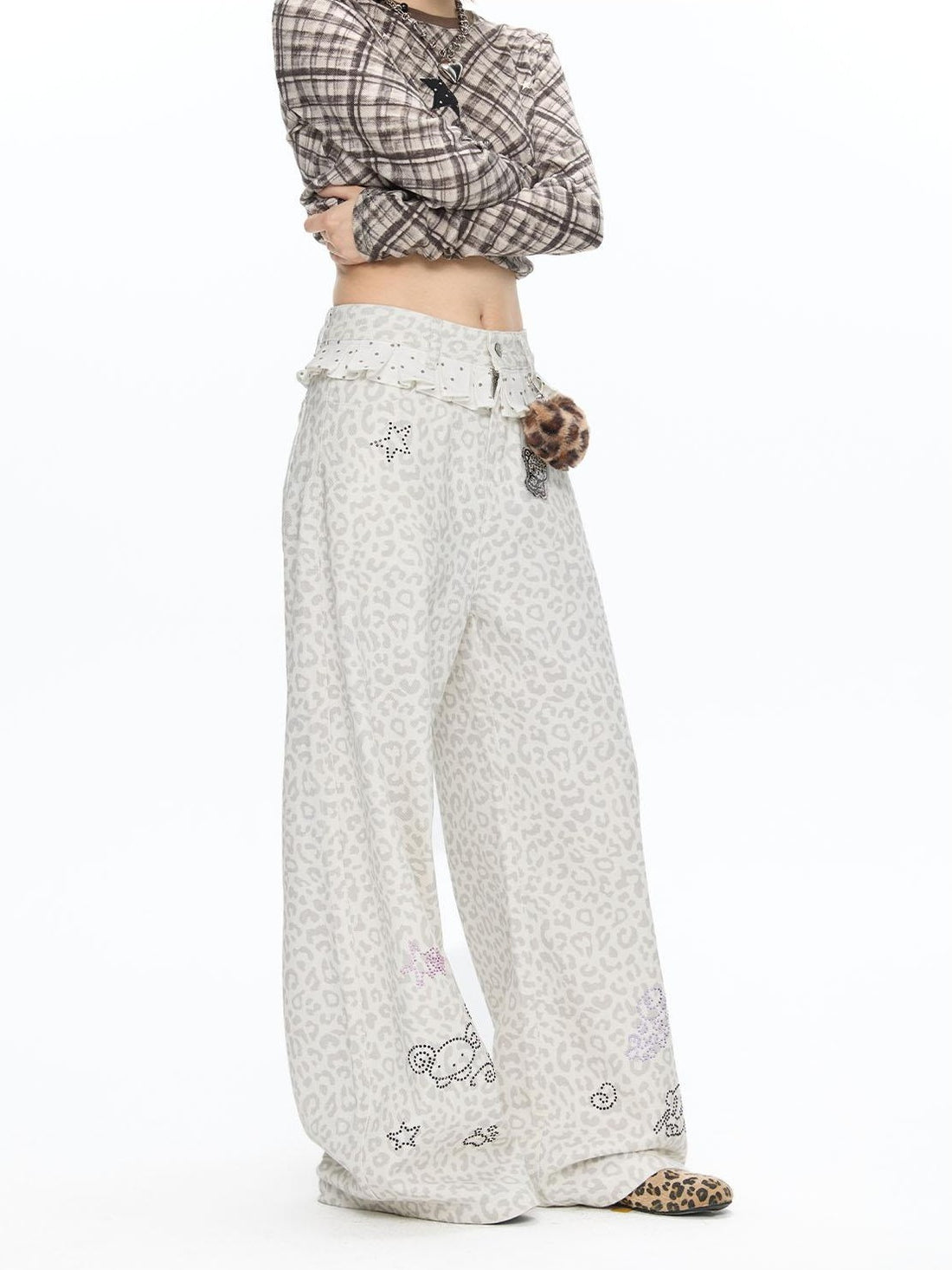 BETWEENAND White Leopard Print Rhinestone Lace High Waist Women&