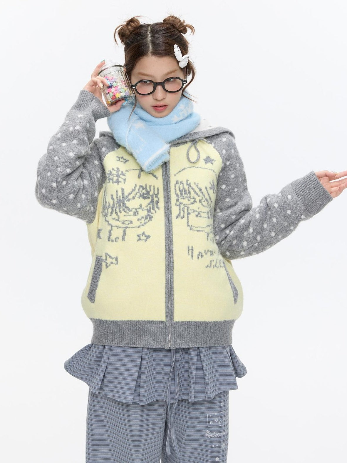 BETWEENAND Yellow Gray Polka Thick Jacquard Raglan Hooded Women&