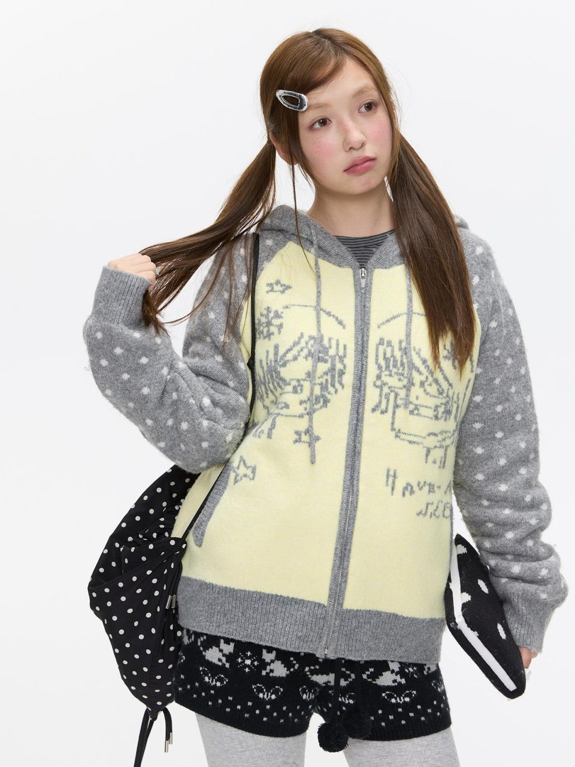 BETWEENAND Yellow Gray Polka Thick Jacquard Raglan Hooded Women&