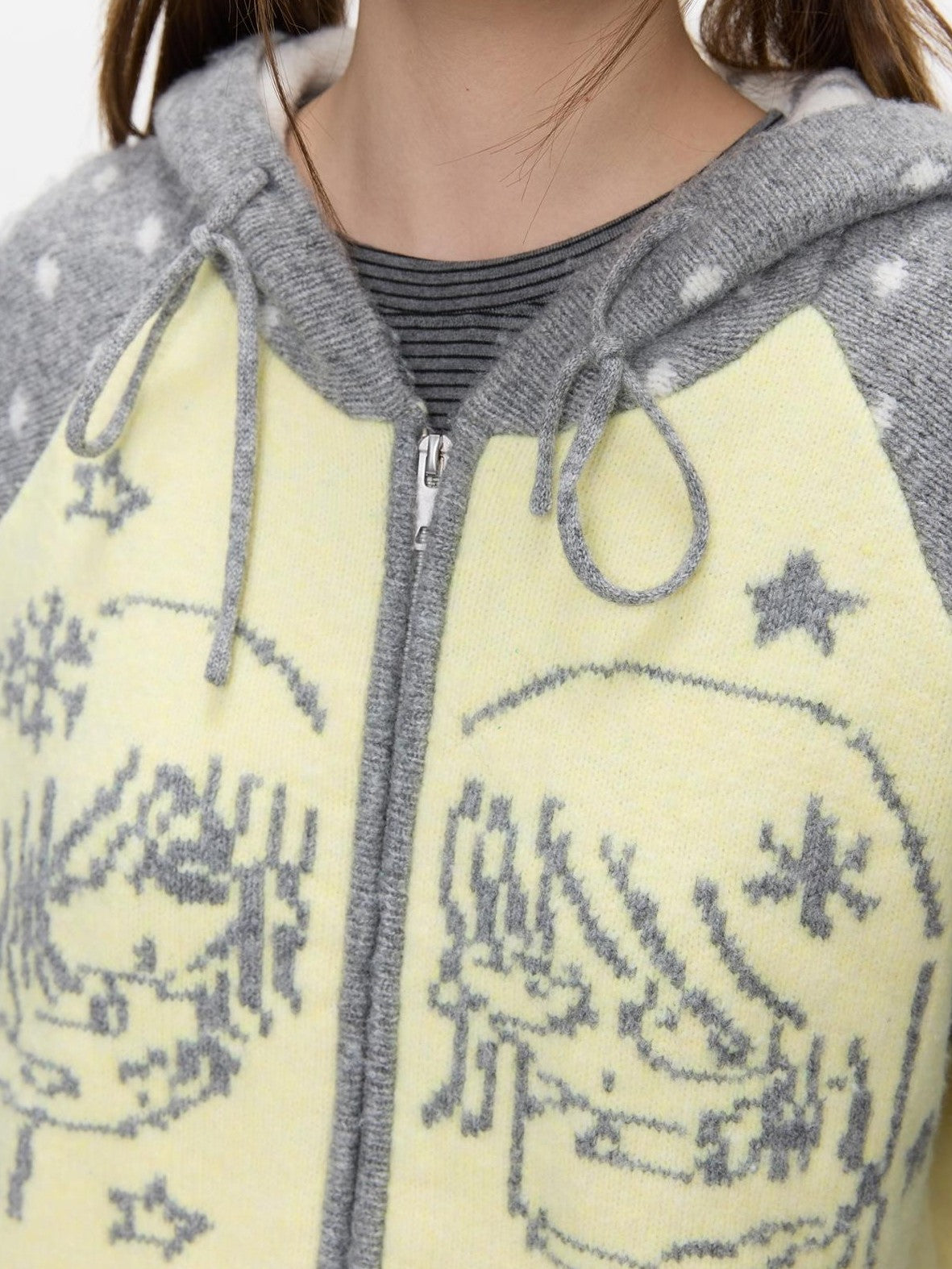 BETWEENAND Yellow Gray Polka Thick Jacquard Raglan Hooded Women&
