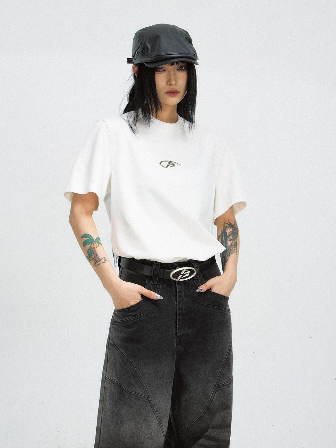 Peoplesense Basic Metal Logo Slim Fit Cotton Tee