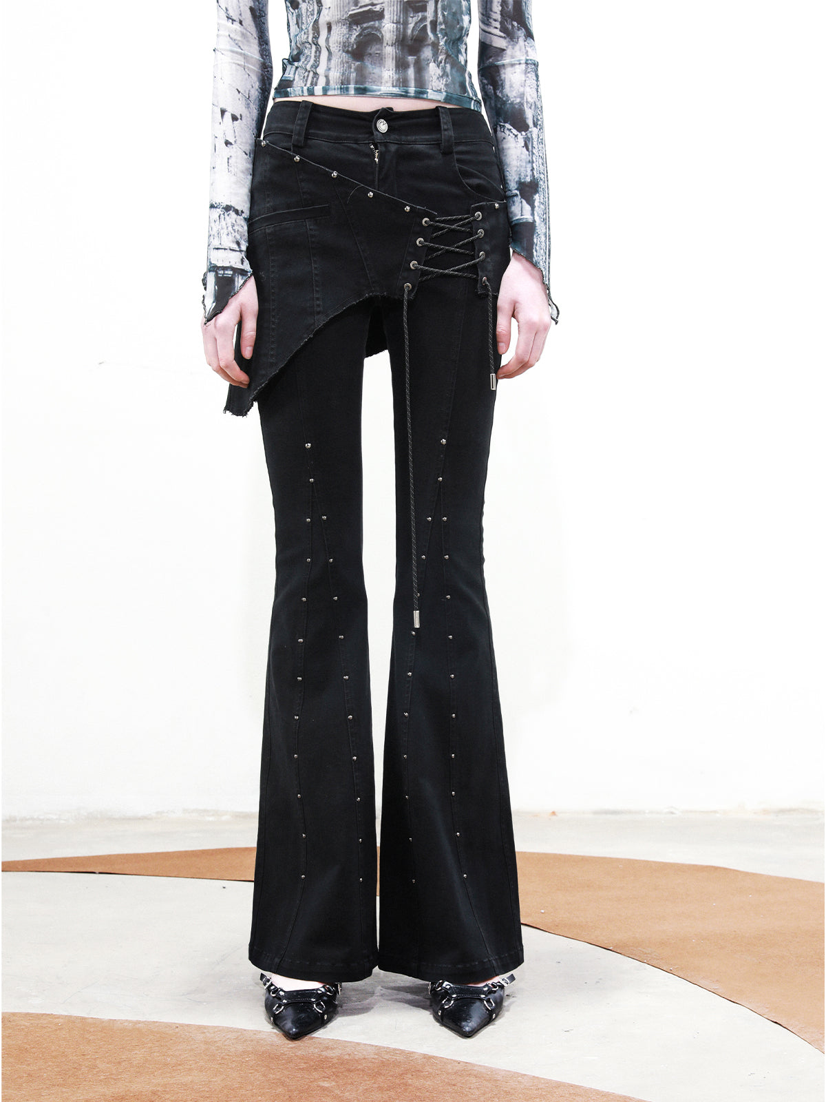 UpdateNN NORTH NODE Rivet Chorus Flared Pants With Detachable Apron