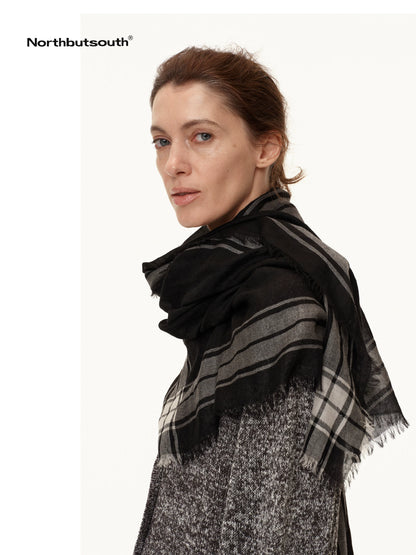 Black And White Stripe Women&