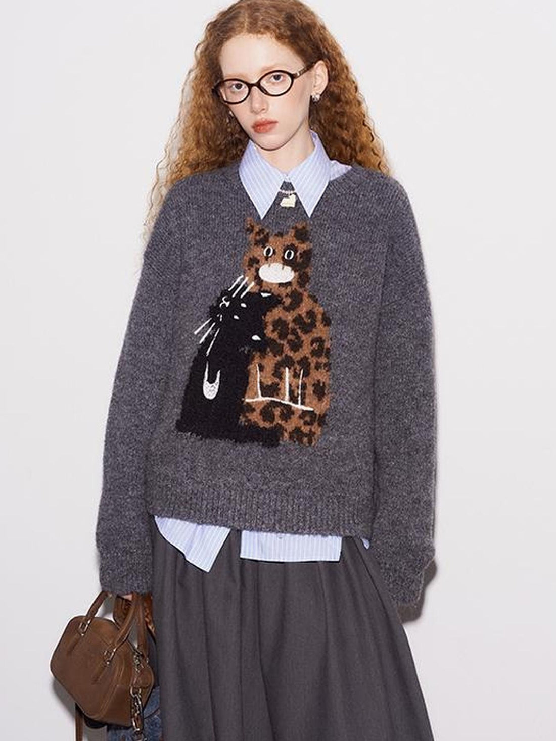 DIDDI MODA Black Cat Leopard Kitten Embroidered Oversized Sweater