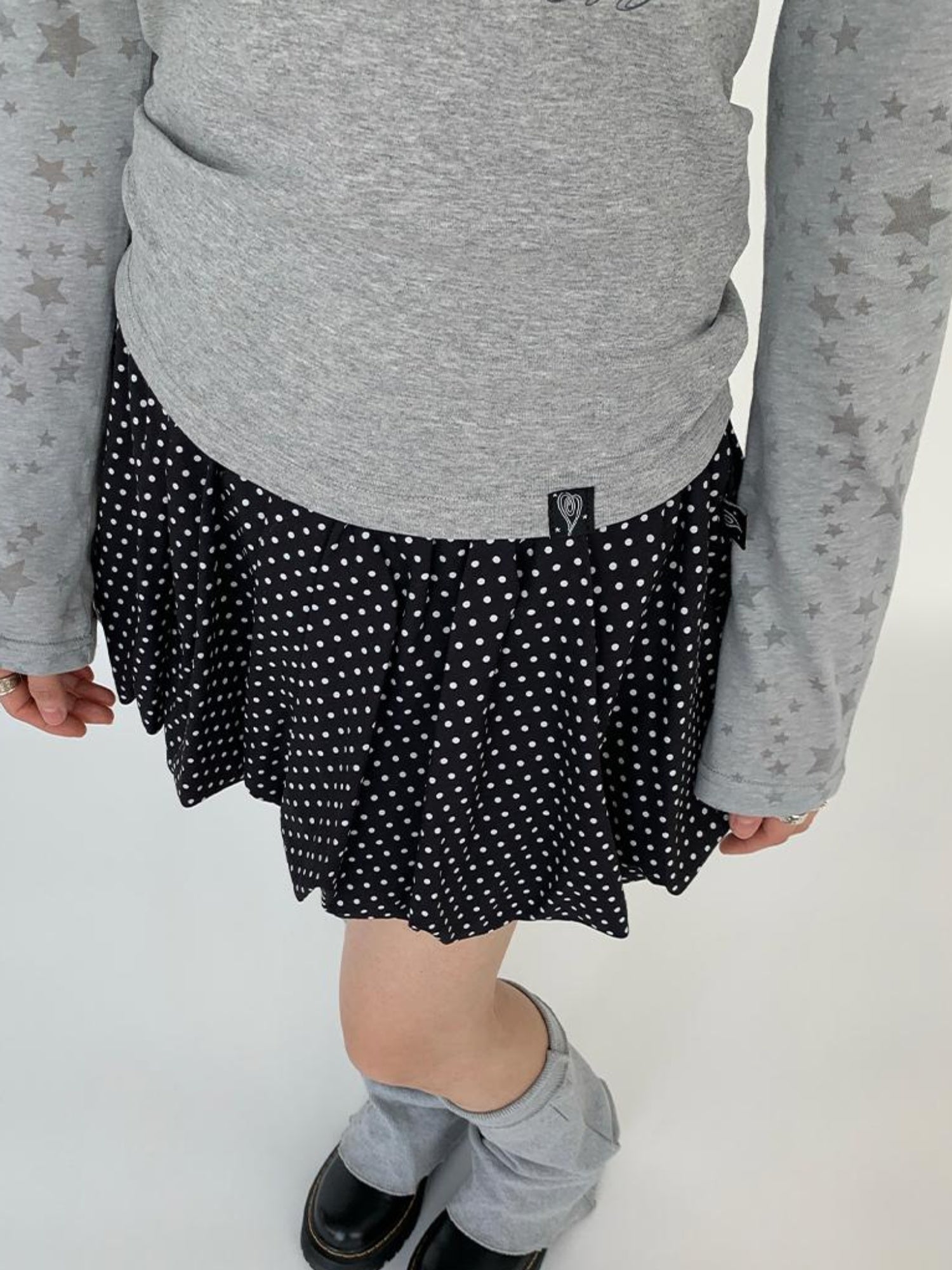 atrandom Black White Flared Ballet Skirt With Safety Shorts Dresses