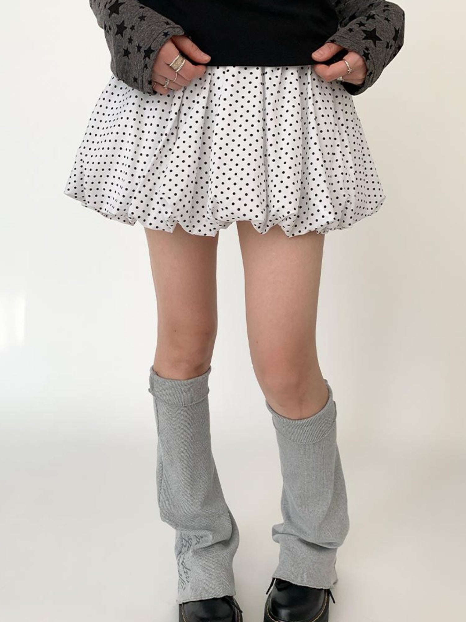 atrandom Black White Flared Ballet Skirt With Safety Shorts Dresses