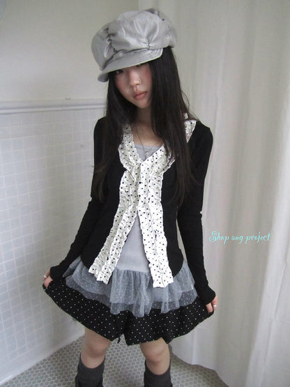 Updateang project Vintage Polka Dot Lace Trim V-Neck Long Sleeve Tee