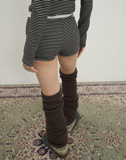Achihara Breton Raspberry Elastic Waist Striped Shorts