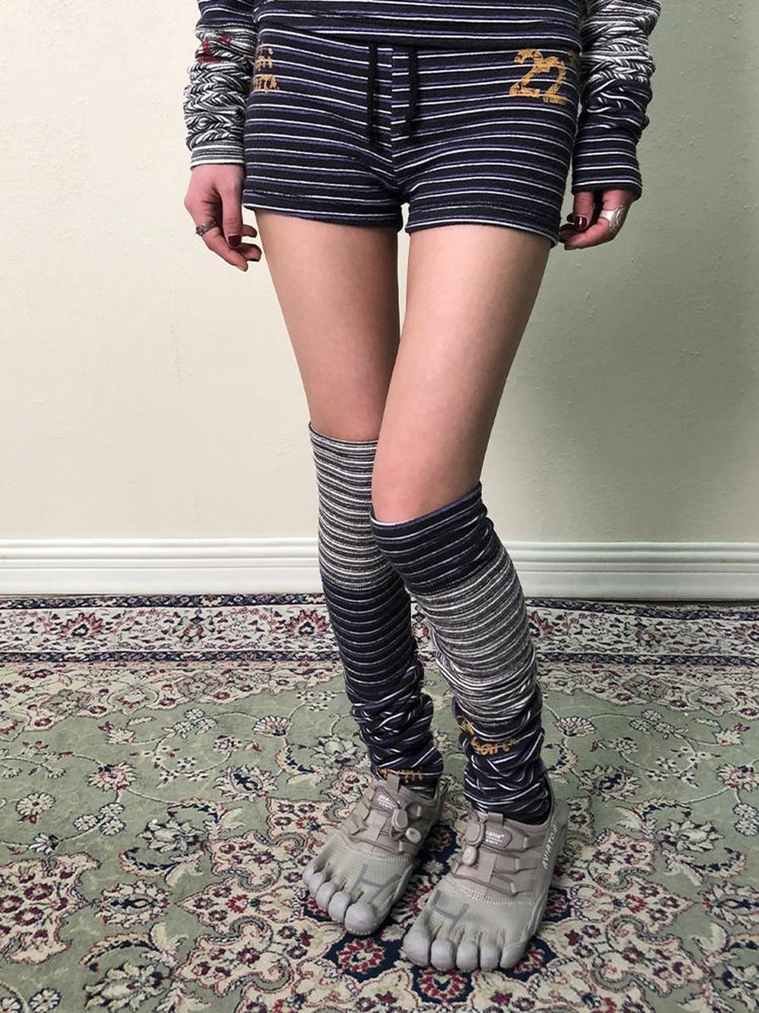 Achihara Breton Star-Print Leg Warmers