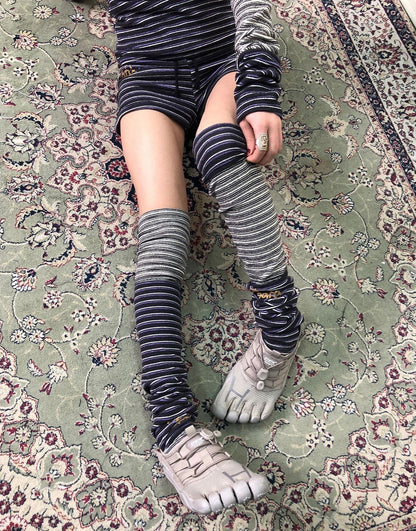 Achihara Breton Star-Print Leg Warmers