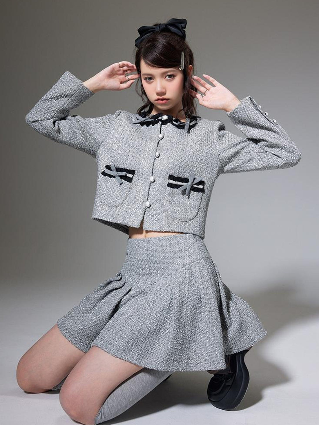 DIDDI MODA Butterfly Bow Knit Set With Pleated Skirt