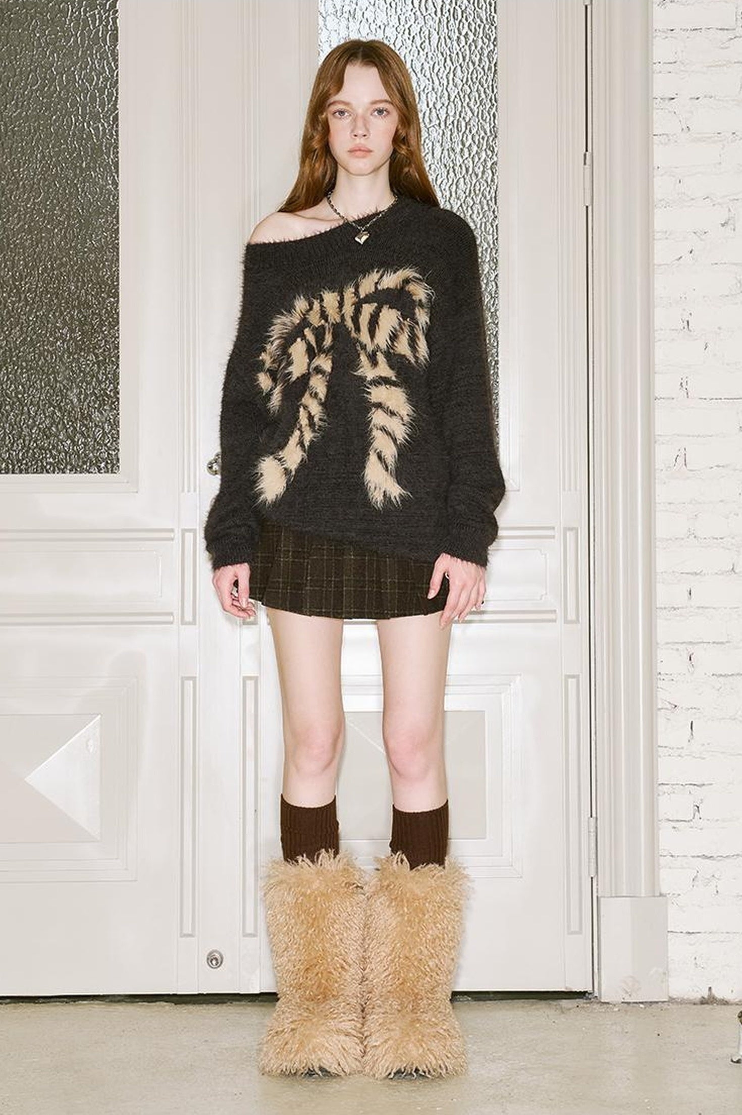 DIDDI MODA Butterfly Bow Knit Sweater With Faux Fur Trim