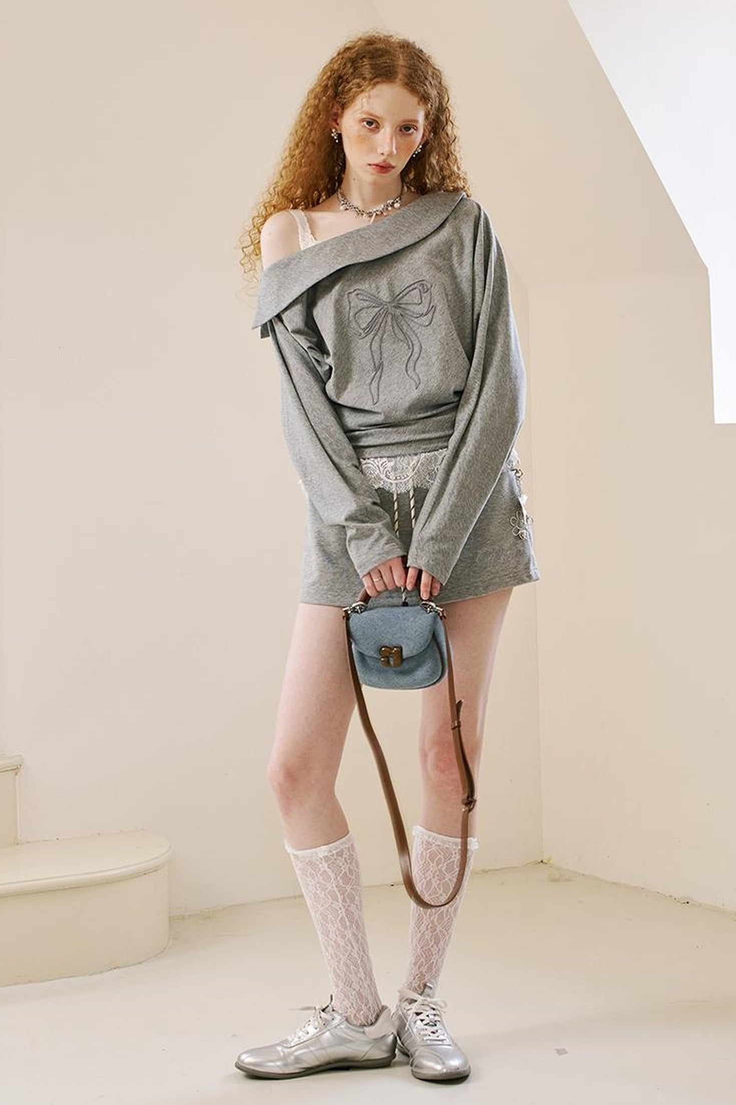 DIDDI MODA Butterfly Bow Off Shoulder Crop Sweatshirt