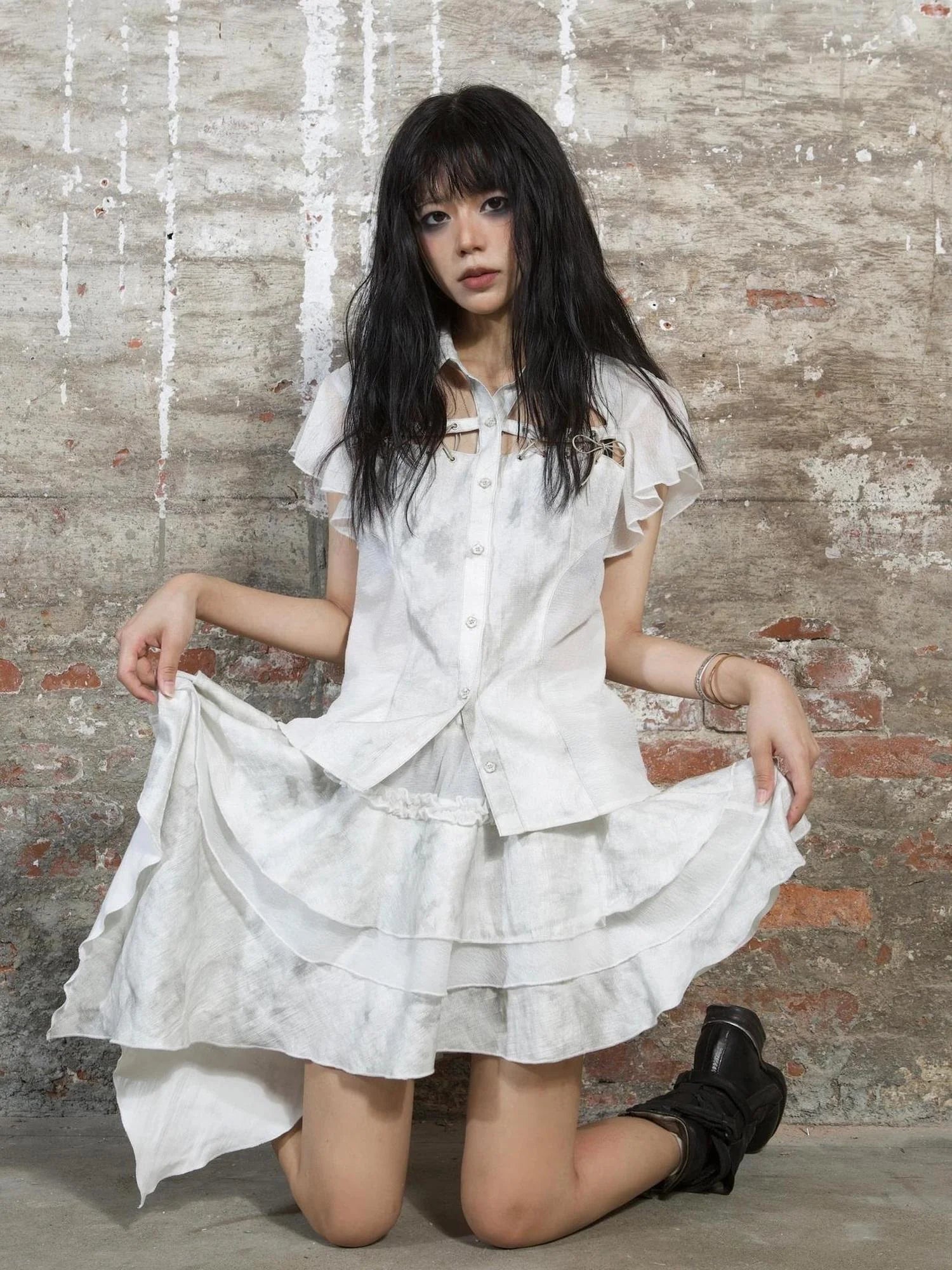 Butterfly Punk Cropped Shirt Street Style