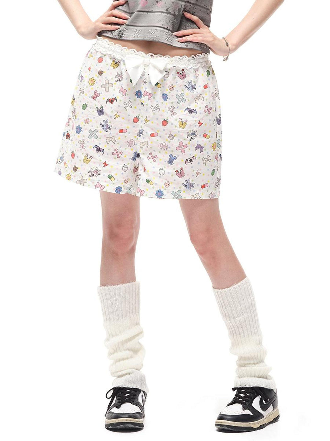 CFIERCE Cfierce Sticker Print Shorts