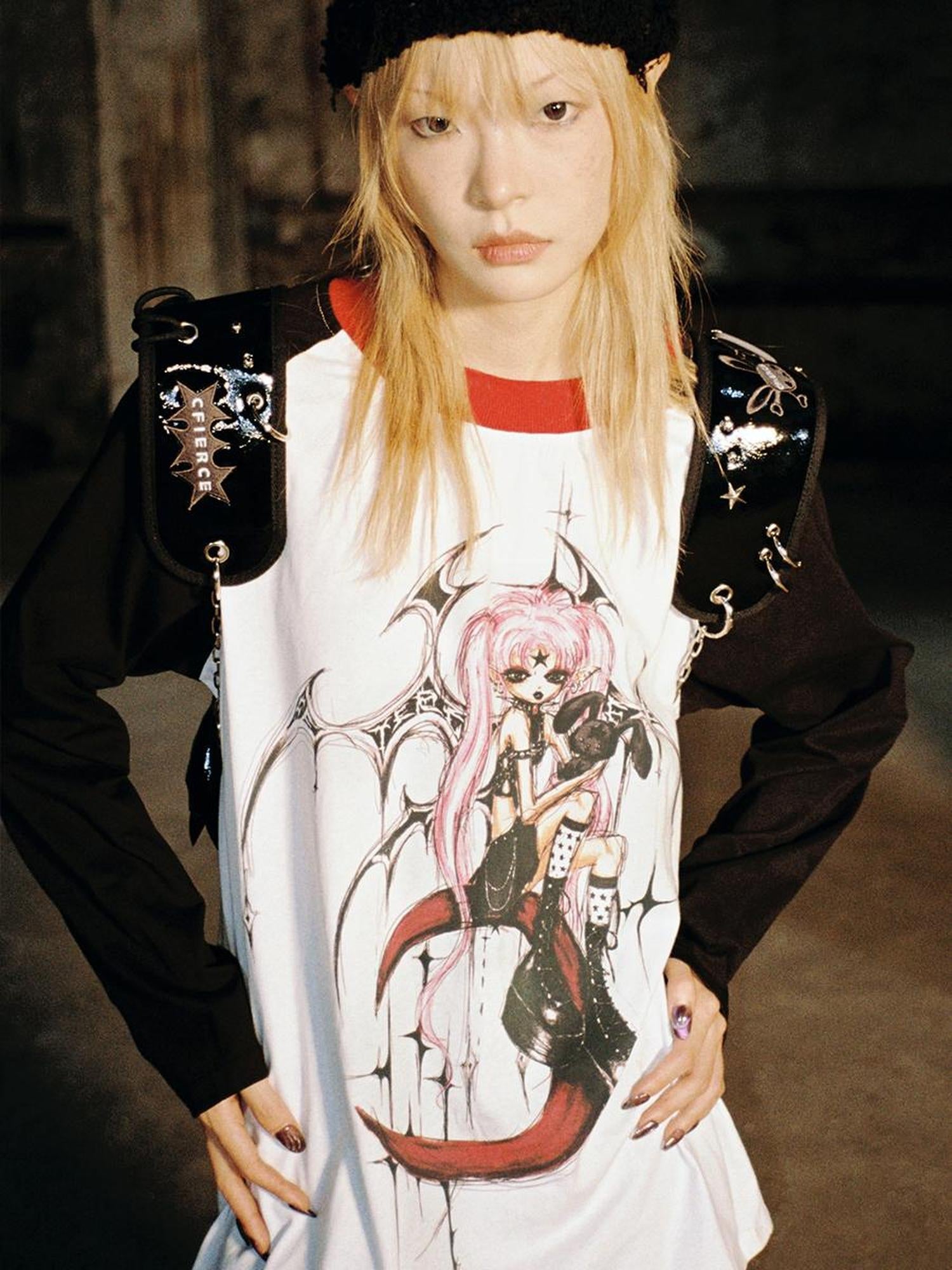 CFIERCE Crop Top Graphic Tee