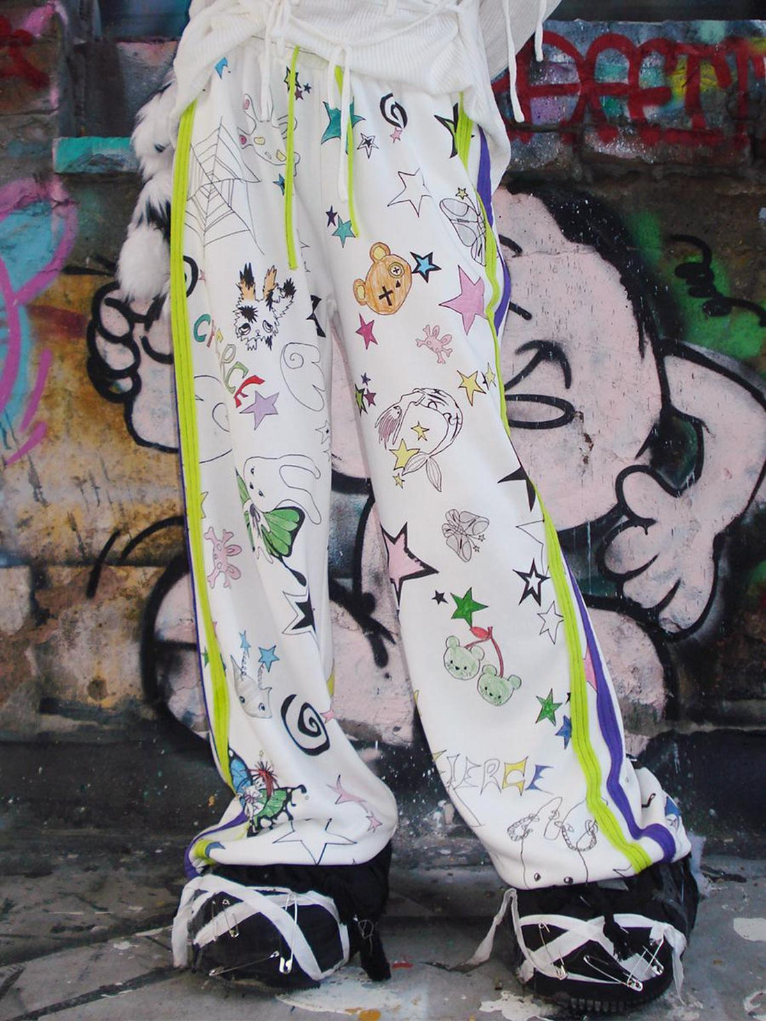 CFIERCE Graffiti Print Sweatpants