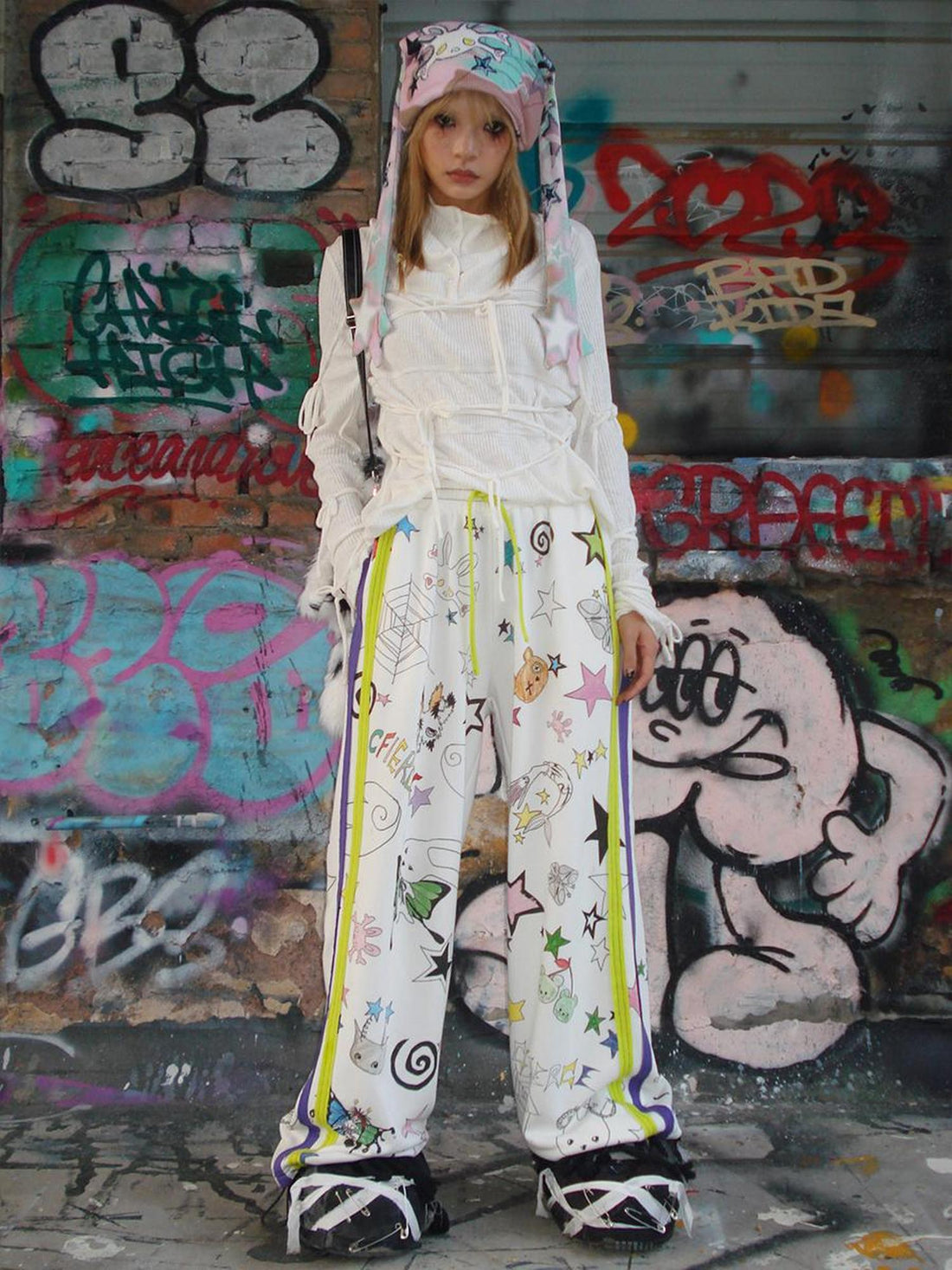 CFIERCE Graffiti Print Sweatpants
