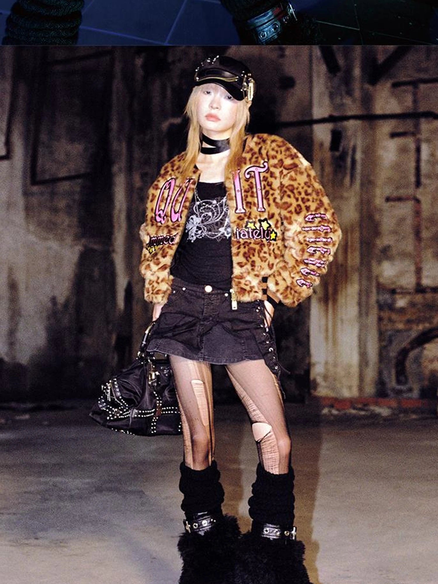 Leopard Embroidered Jacket V Neck T Shirt Long Sleeve