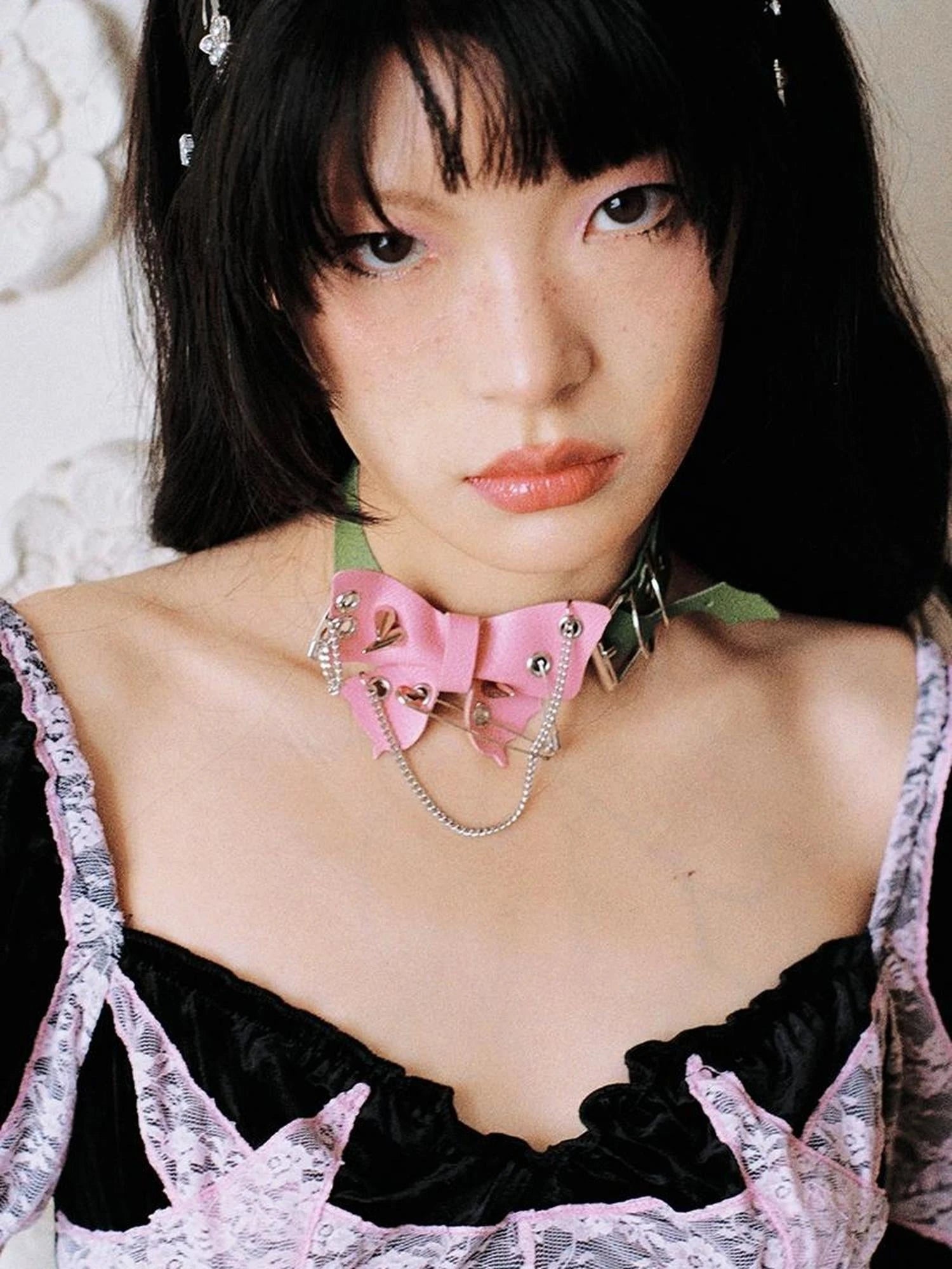 Punk Butterfly Spike Choker Pink Green