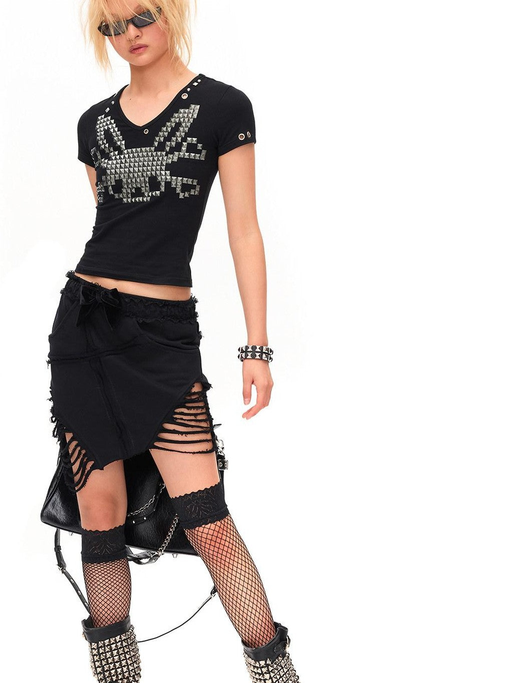 CFIERCE Studded Rabbit Skull V-neck Slim Fit Women&
