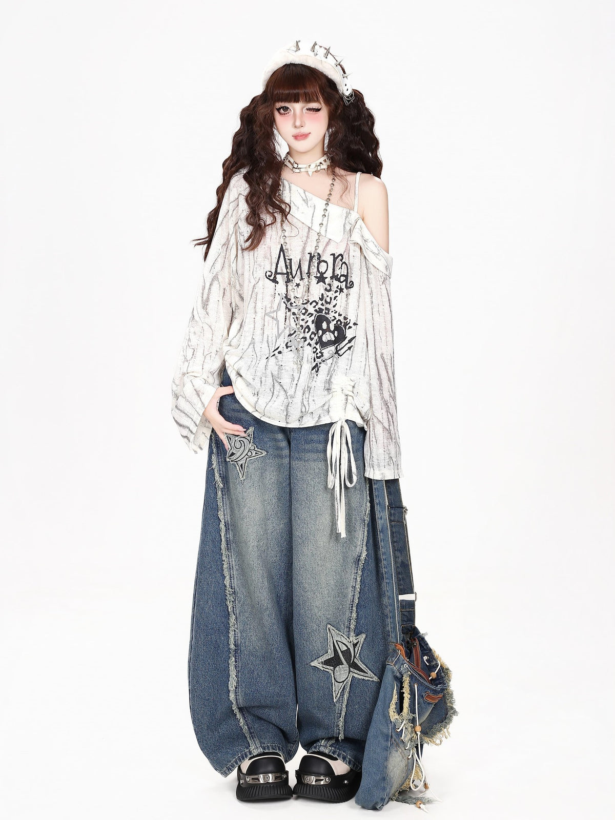 CRAZYGIRL Star Patch Washed Distressed Loose Fit Women&